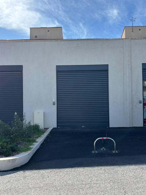 Local d'activités - 75 m²