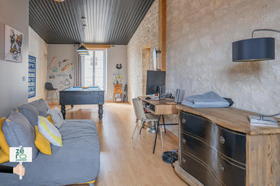 Maison - 205 m² - 9 pièces