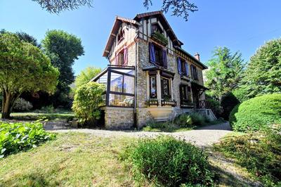 Maison - 125 m² - 6 pièces