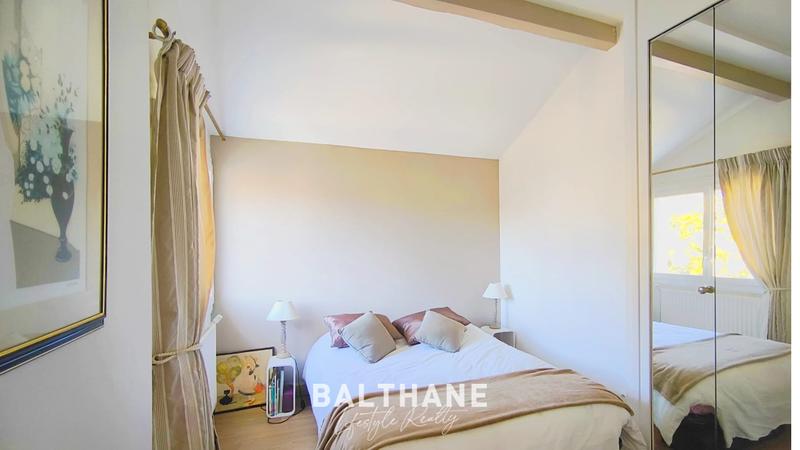 Maison - 180 m² - 6 pièces