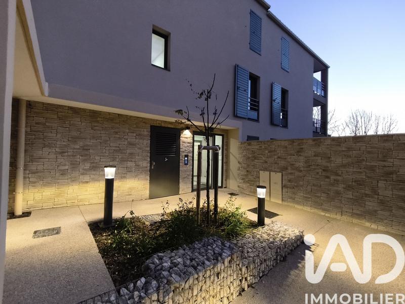 Appartement - 80 m² - 3 pièces