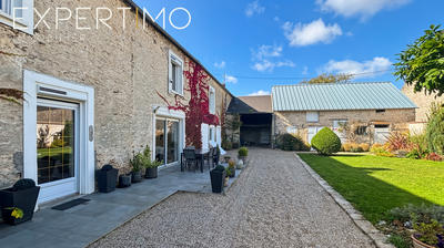 Maison - 208 m² - 7 pièces