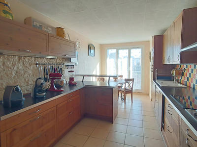 Appartement - 97 m² - 4 pièces