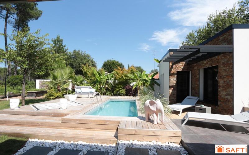 Maison - 171 m² - 5 pièces