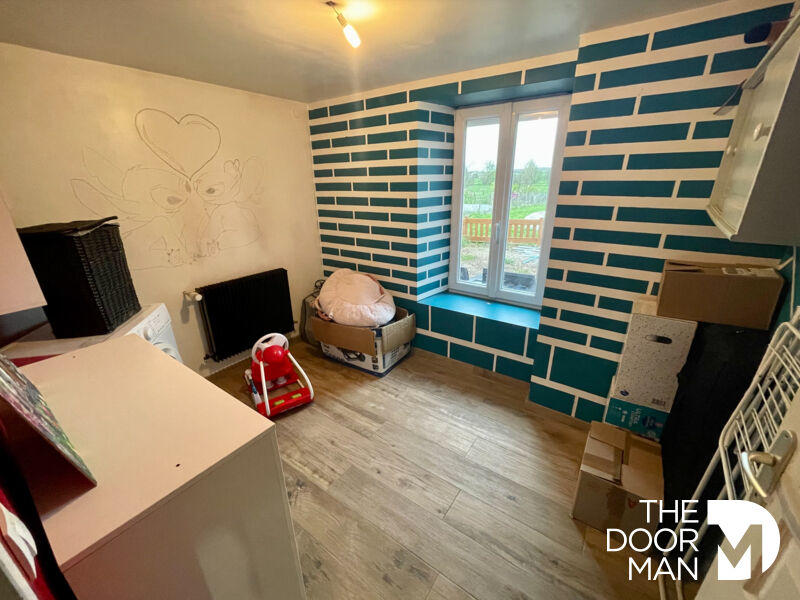 Maison - 198 m² - 8 pièces