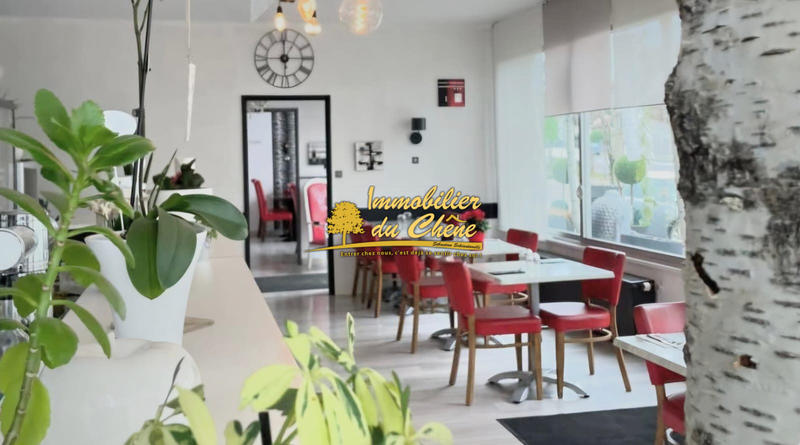 Maison - 218 m² - 10 pièces