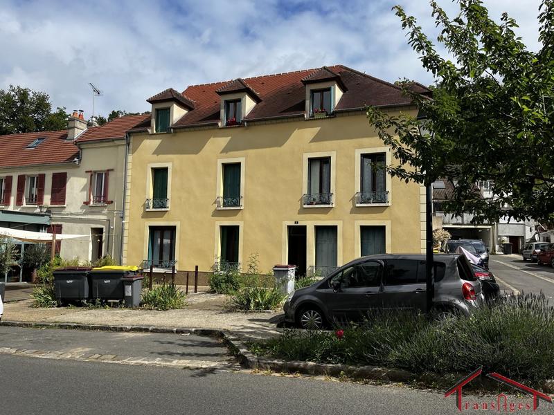 Immeuble - 273 m² - 14 pièces