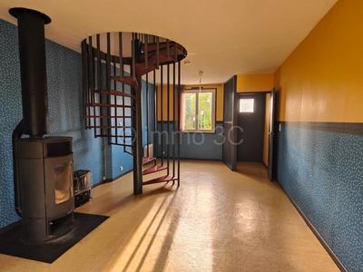 Maison - 80 m² - 4 pièces