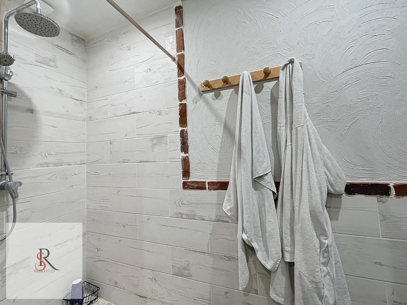 Corps de ferme - 141 m² - 6 pièces