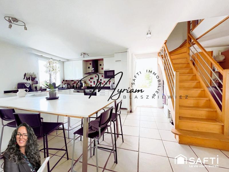 Maison - 166 m² - 8 pièces