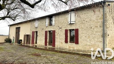 Maison de village - 225 m² - 9 pièces