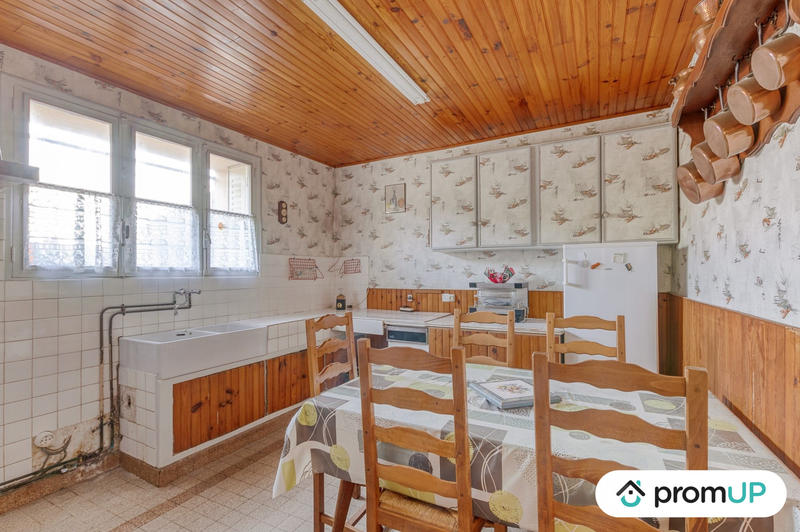 Maison - 225 m² - 1 pièce