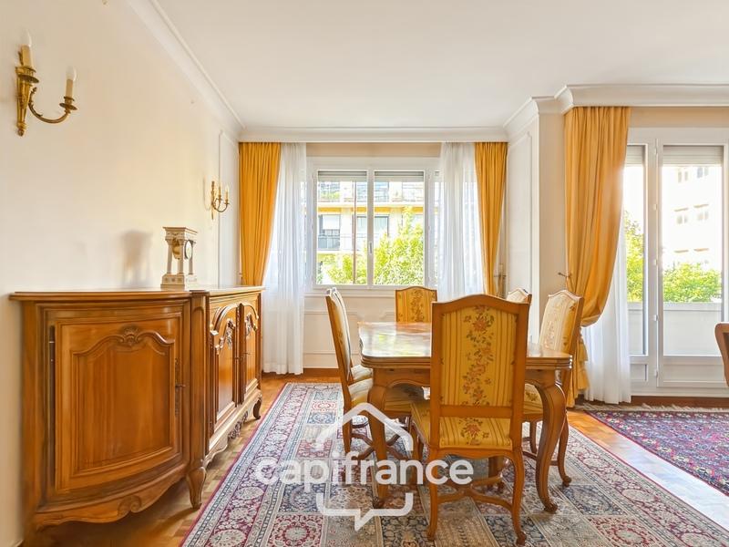 Appartement - 91 m² - 4 pièces