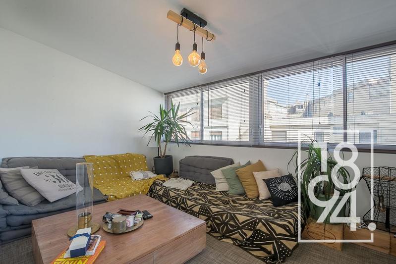 Appartement - 77 m² - 3 pièces