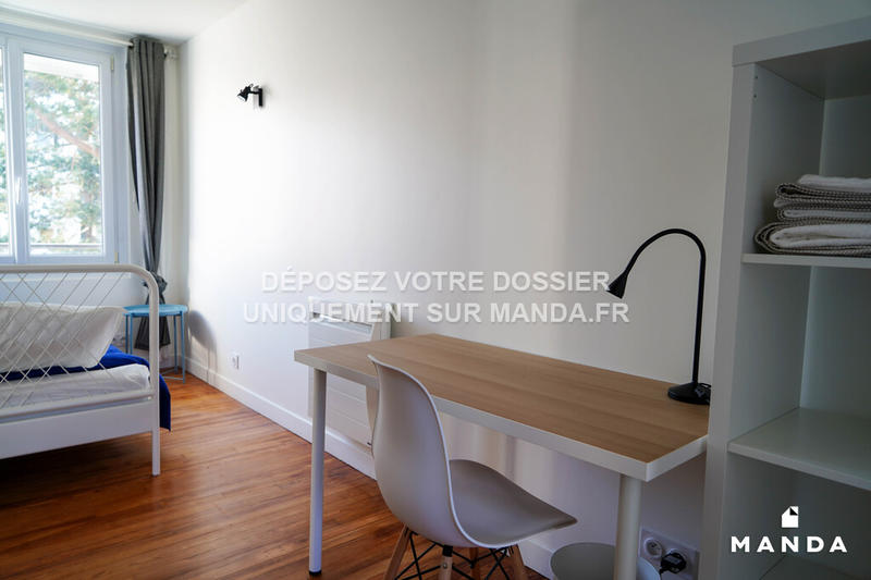 Chambre - 12 m² - 3 pièces