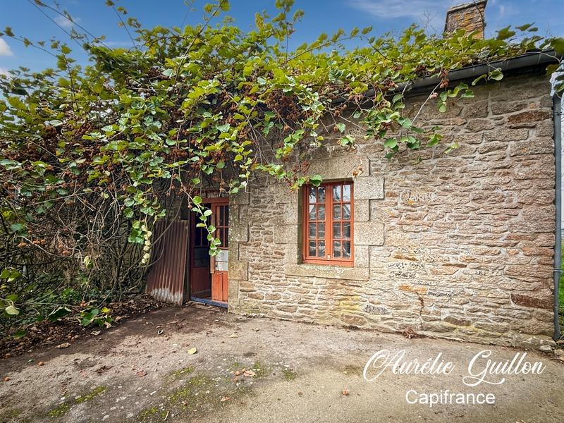 Maison - 250 m² - 15 pièces