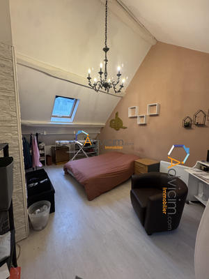 Maison - 85 m² - 4 pièces