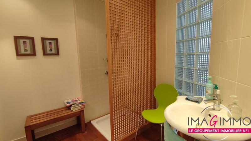 Maison - 195 m² - 8 pièces