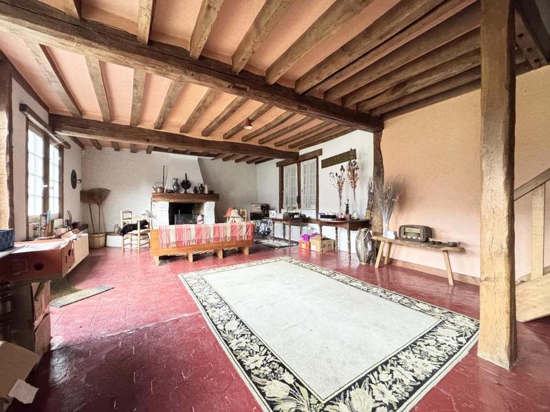 Maison - 230 m² - 9 pièces