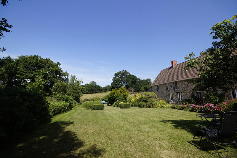 Maison - 199 m² - 7 pièces