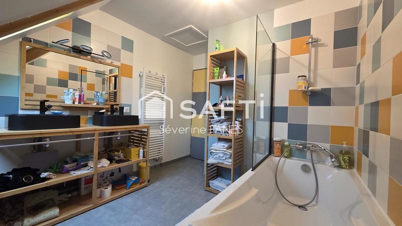 Maison - 177 m² - 6 pièces