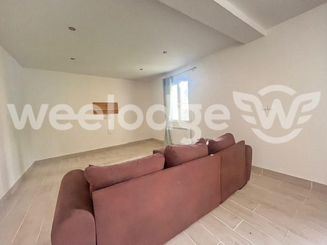 Maison - 100 m² - 6 pièces