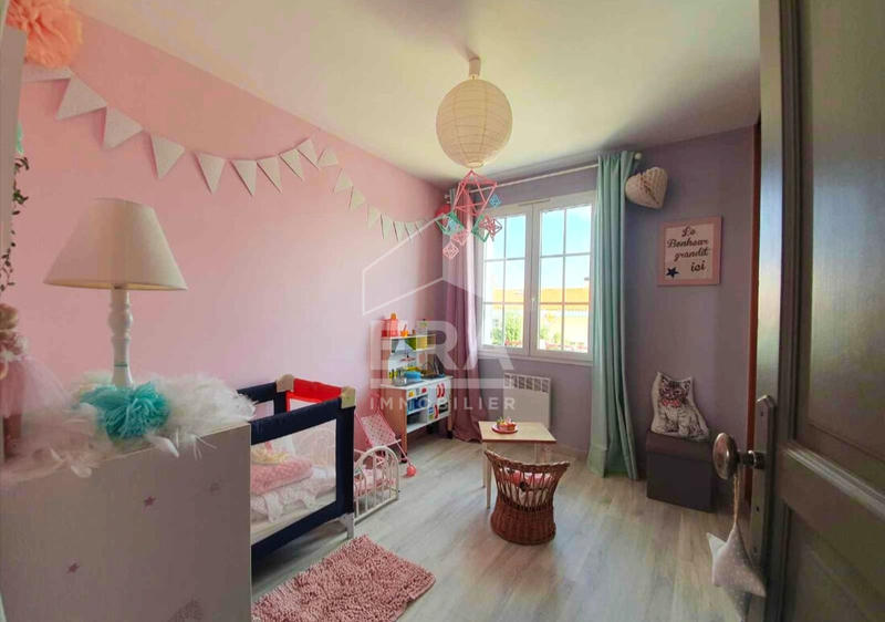 Maison - 196 m² - 7 pièces