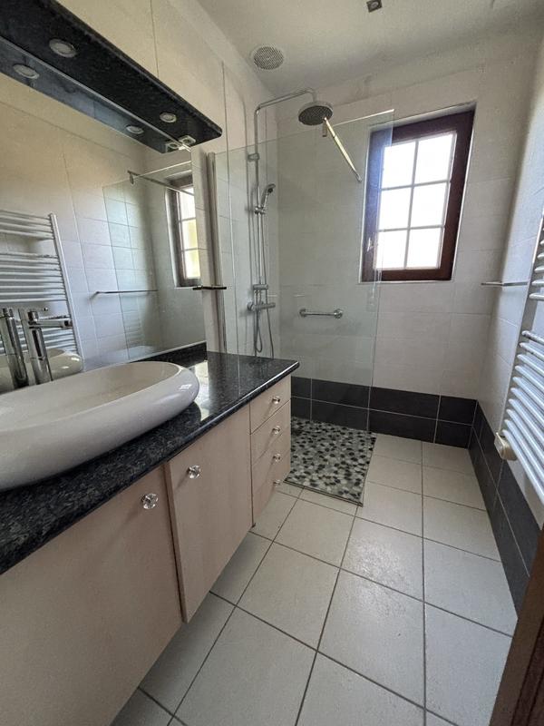 Maison - 158 m² - 7 pièces