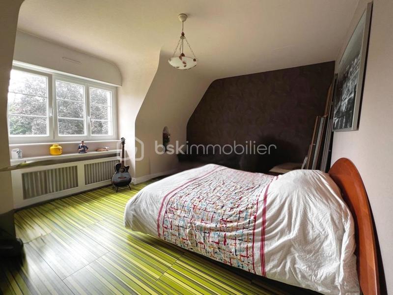 Propriété - 296 m² - 7 pièces