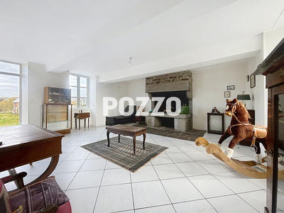 Maison - 195 m² - 4 pièces