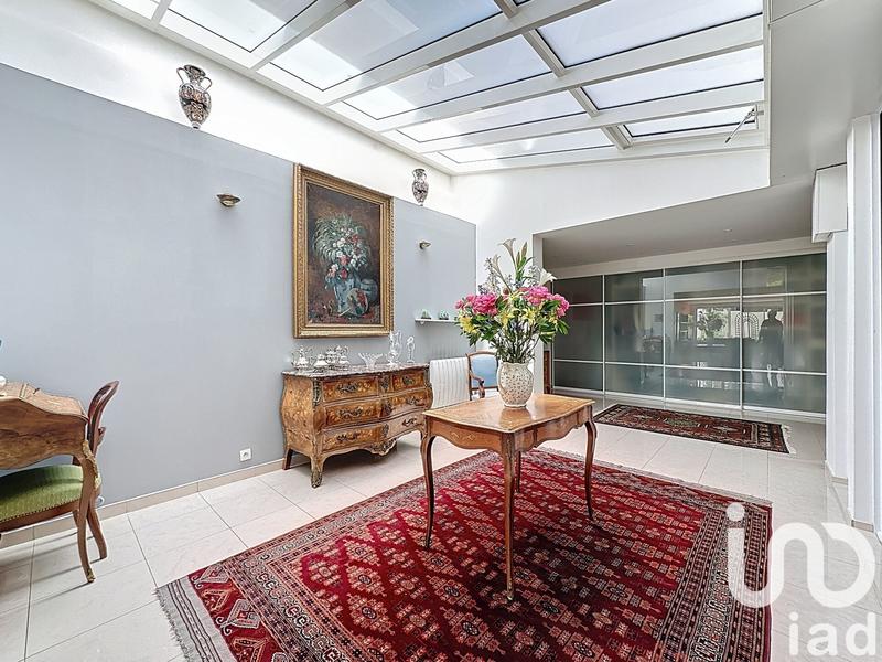 Appartement - 210 m² - 7 pièces