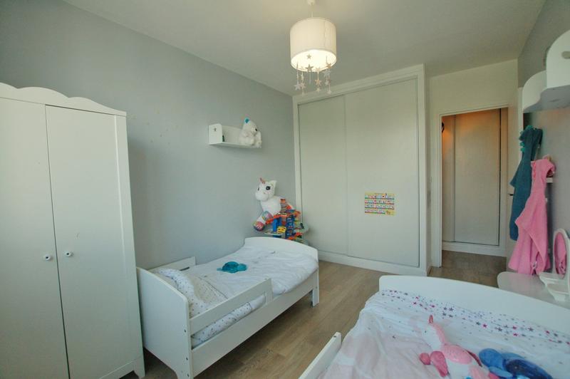 Appartement - 87 m² - 5 pièces