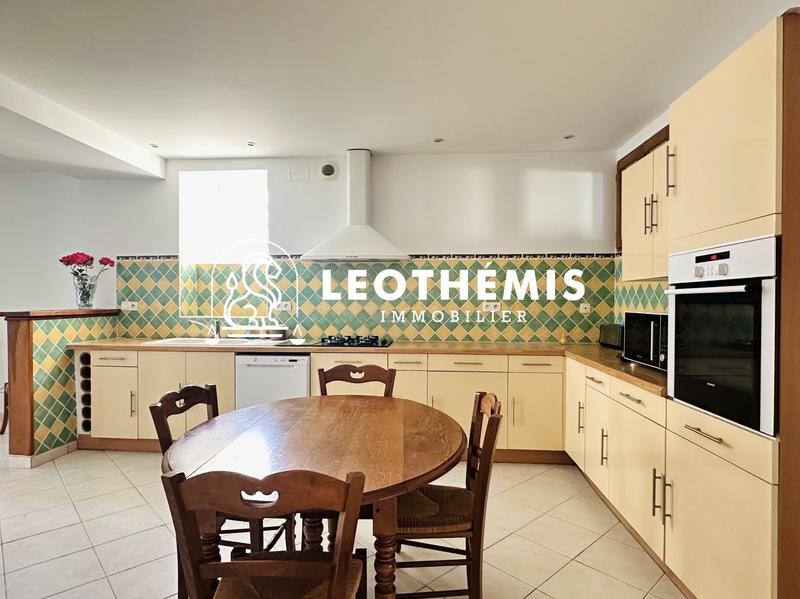 Maison ancienne - 144 m² - 7 pièces