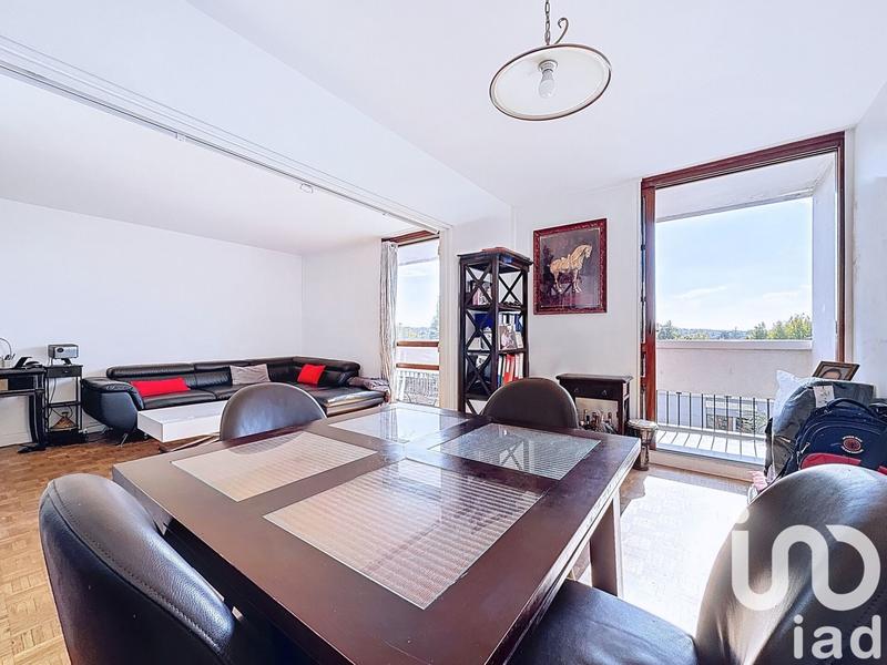 Appartement - 92 m² - 5 pièces