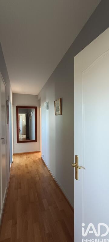 Maison - 217 m² - 8 pièces