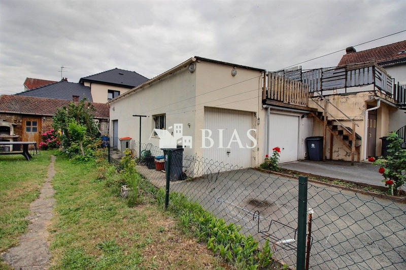 Maison - 80 m² - 4 pièces