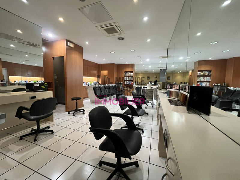 Fonds de commerce - 120 m²