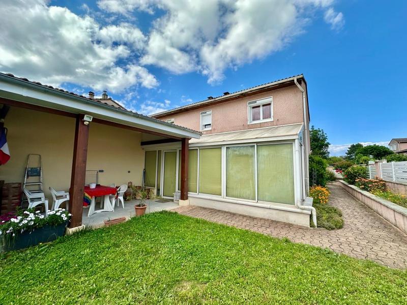 Pavillon - 80 m² - 4 pièces