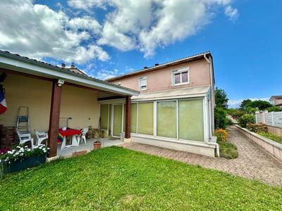 Pavillon - 80 m² - 4 pièces