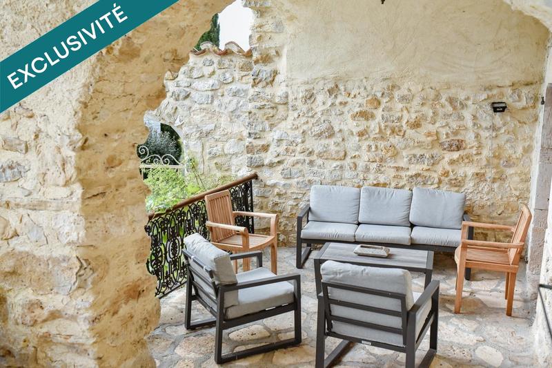 Maison - 465 m² - 15 pièces