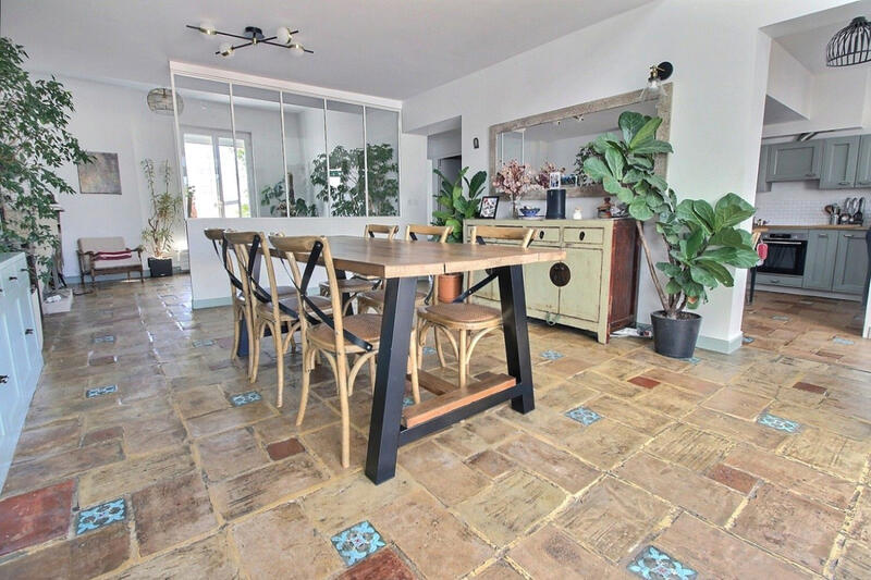 Maison - 160 m² - 6 pièces