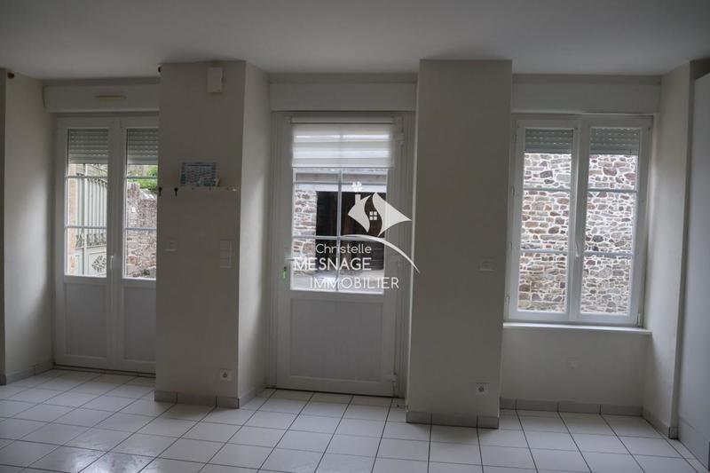 Maison en pierre - 93 m² - 4 pièces