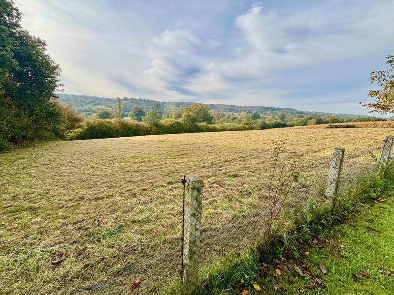 Maison en pierre - 317 m² - 15 pièces