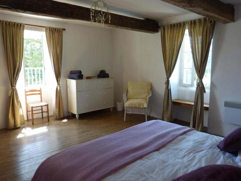 Maison - 306 m² - 11 pièces