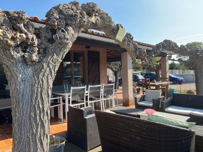 Maison - 90 m² - 3 pièces