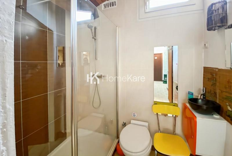 Maison - 270 m² - 9 pièces