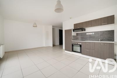 Appartement - 72 m² - 3 pièces