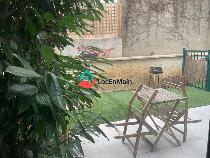 Studio - 30 m² - 1 pièce