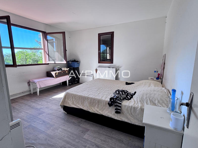 Maison - 200 m² - 5 pièces