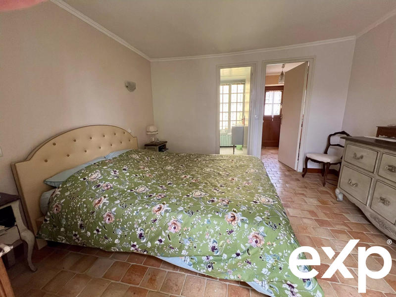 Maison - 148 m² - 9 pièces